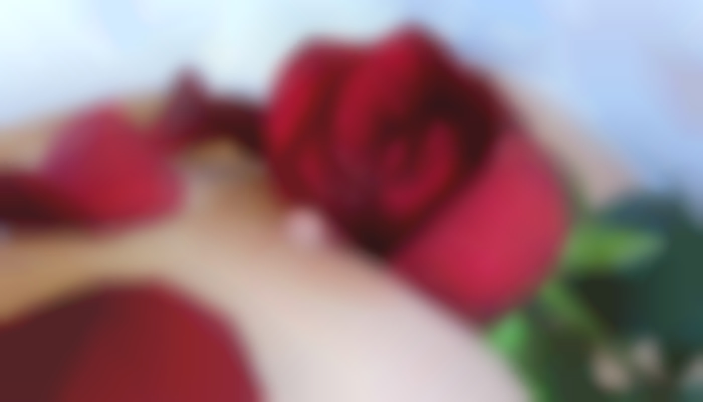 Comment les discussions préalables renforcent les couples avant un trio ?